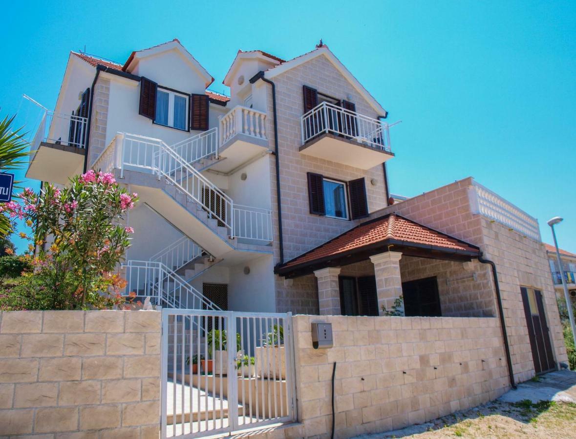Apartments Vukovic Postira Εξωτερικό φωτογραφία