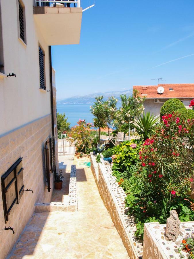 Apartments Vukovic Postira Εξωτερικό φωτογραφία